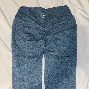 teal tiktok scrunch butt leggings